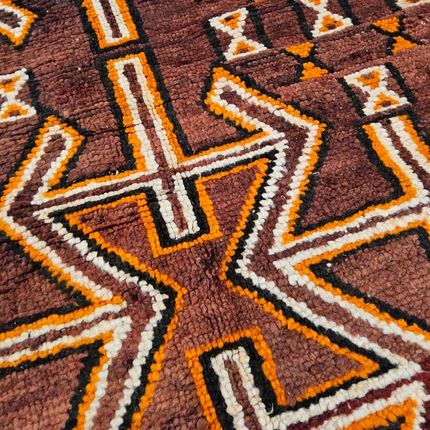 Générique Tifinagh Shop - Tapis Berbère Boujaad Authentique - Fait Main en Laine – 190 x 123 cm – Tapis Marocain Artisanal du Maroc