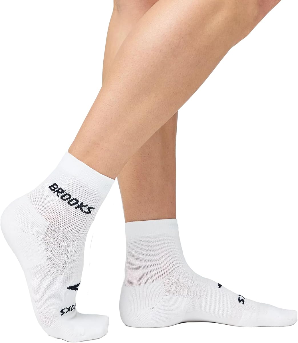 Brooks Run-In Quarter Sock paquete de 3 calcetines para correr con soporte para el arco