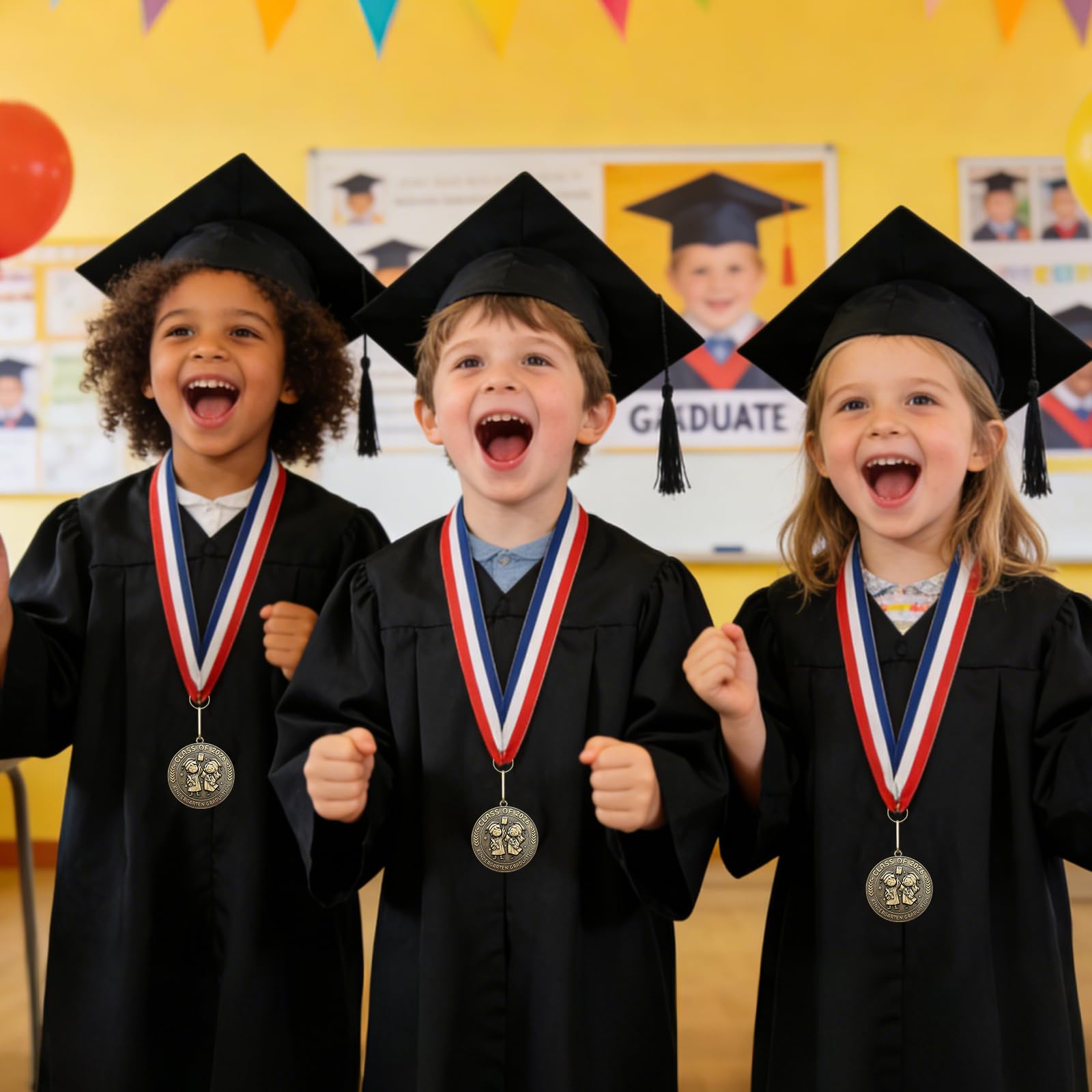 YumSur 24 medaglie premio di laurea per bambini 5 cm medaglione premio prescolare con nastro per il collo congratulazioni regali di laurea per studenti scolastici bomboniere
