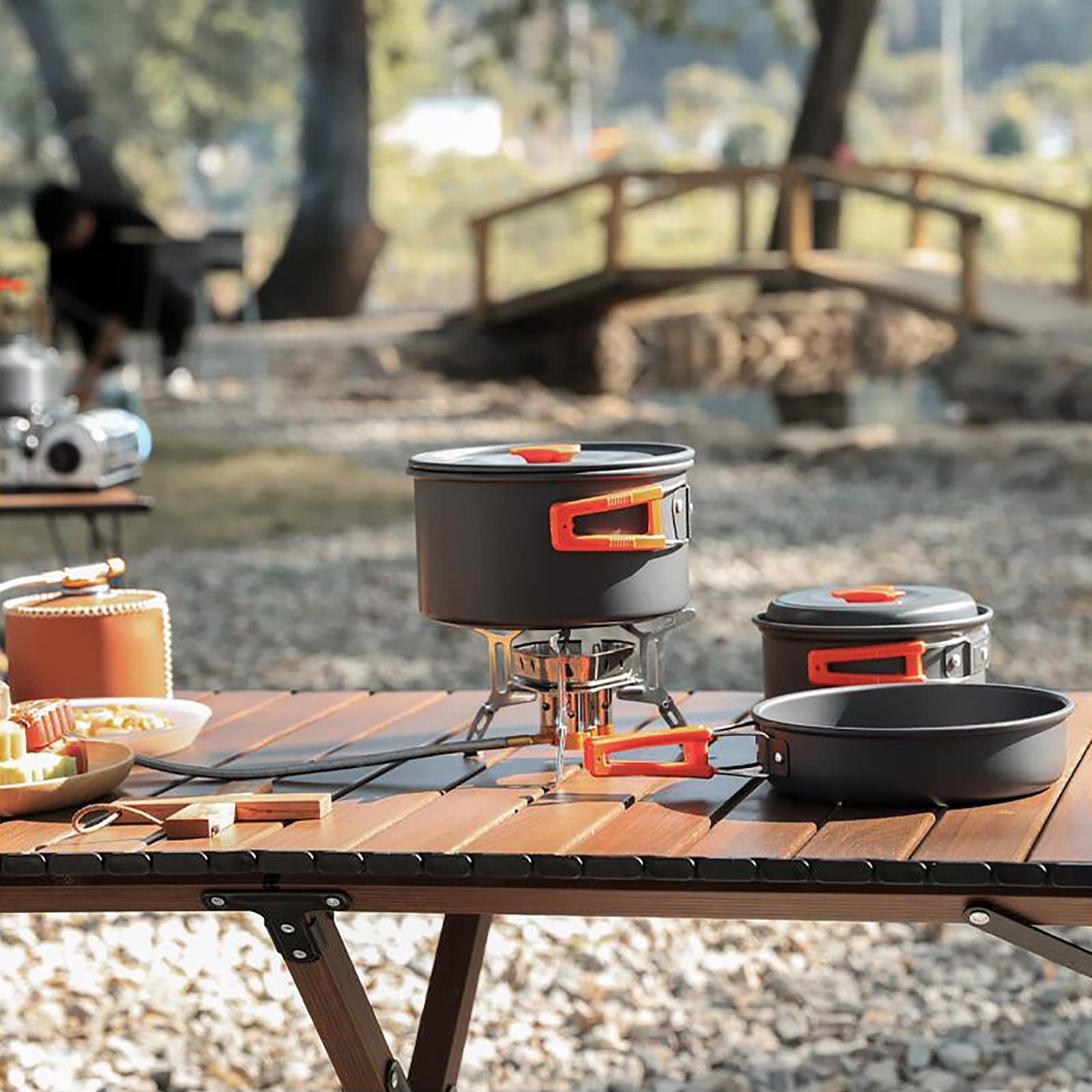 Fornello da campeggio Acciaio Inox, Fornellino Pieghevole Ultraleggero e Durevole, fornello da campeggio a gas outdoor, Mini fornello da campeggio con Custodia Portatile per Picnic Trekking BBQ