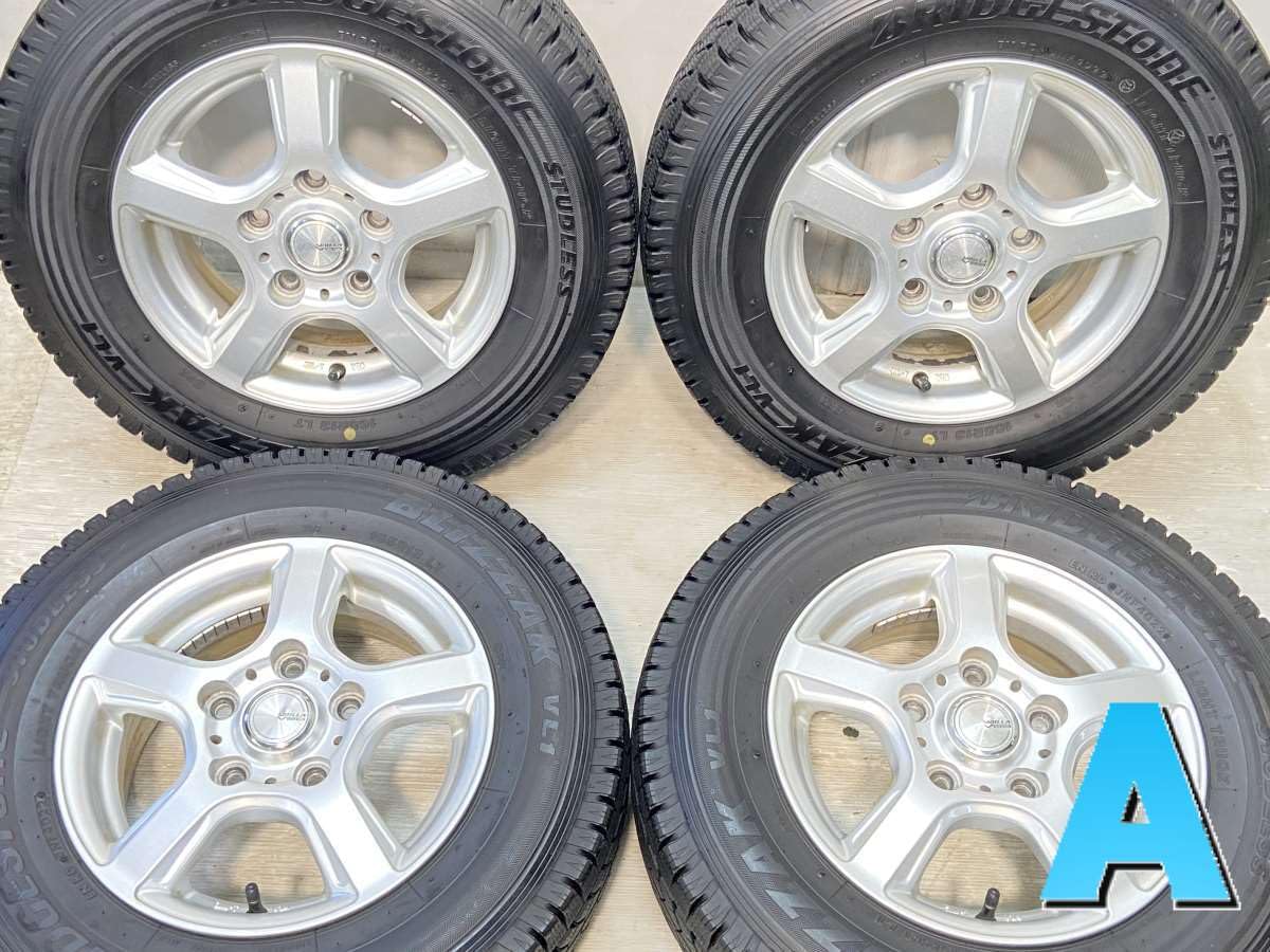 スタッドレスです！WAREN 13インチ 5J +36 4H/100 BLIZZAK VL1