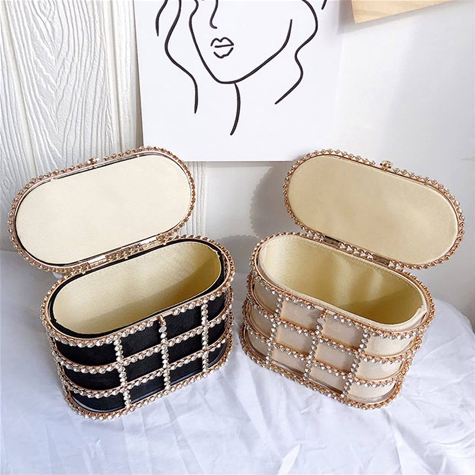 イブニングクラッチバッグ女性の高級パールビーズメタリックケージハンドバッグパーティー財布バッグイブニングバッグ (Color : Black Size : 18.8*9*12cm) Amazon.co.jp: イブニングクラッチバッグ女性の高級パールビーズ