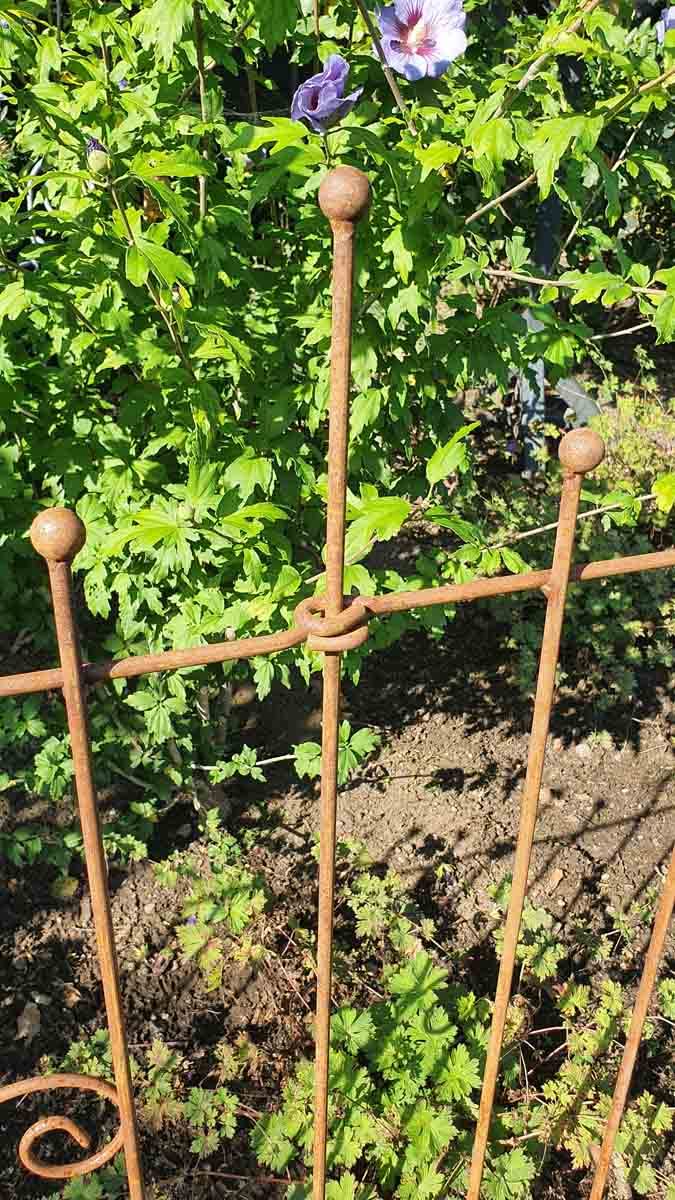 KUHEIGA Beetzaun Metall Steckzaun Rost Breite 120cm verlängerbar Metallzaun Zaunelement