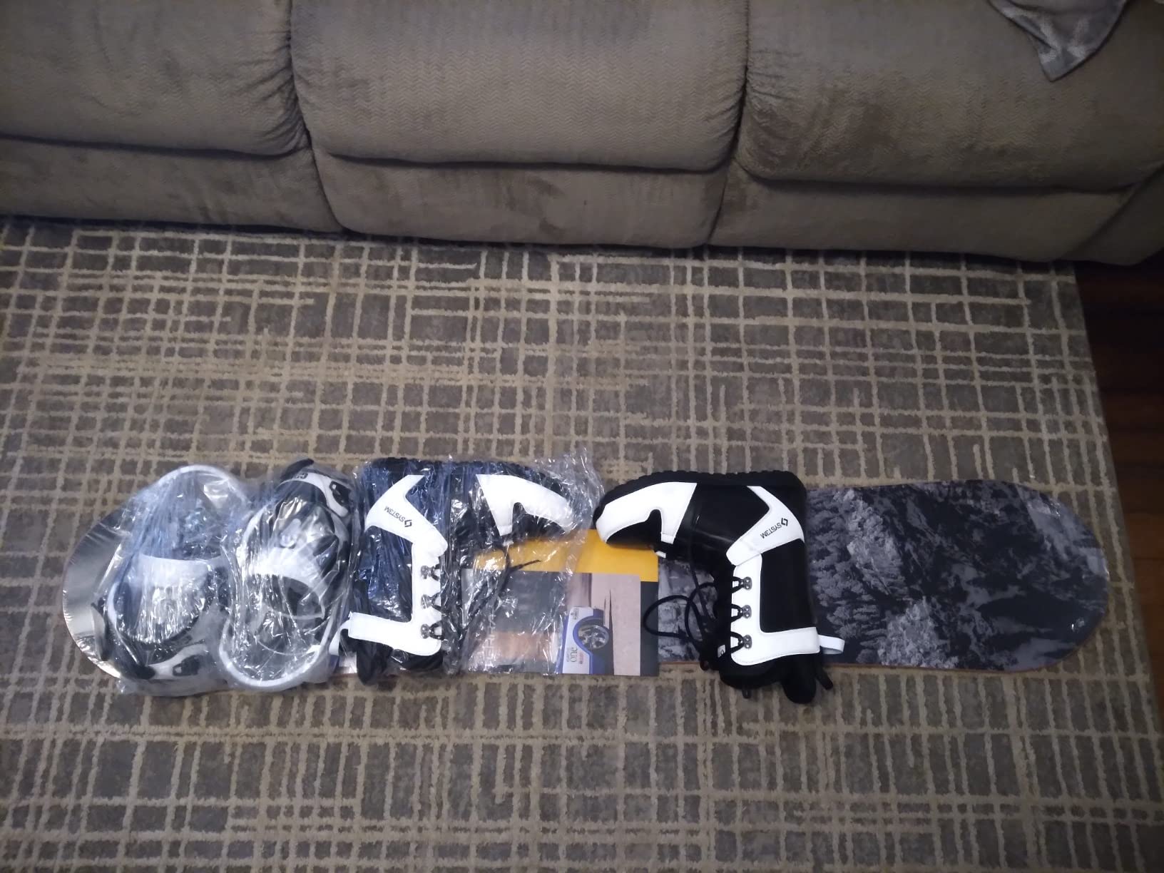 13/mo Finance Camp Seven 2024 Valdez Snowboard Summit Bindings & APX Boots Men's Complete