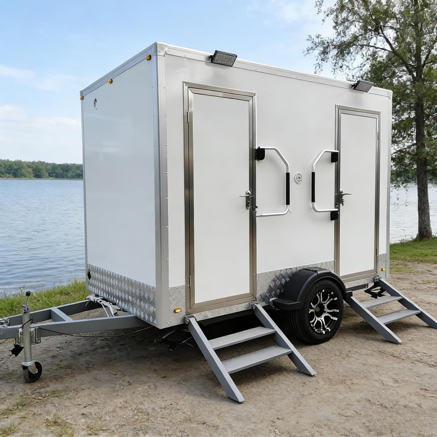 Luxury Portable Toilet Portable Bathroom Trailer Shower Temperature Control Customizable Options Weddings Villas Office Use