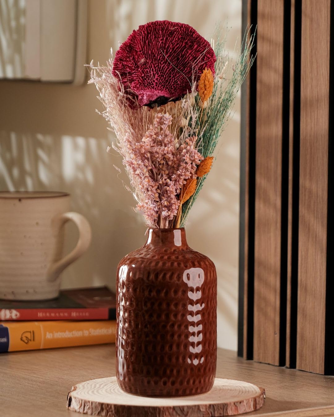 Coastal Habitat | Coral Bunch and Vase Combo | Bunch : 28 - 30 CM Approx | Vase : 5 Inches | Contains 1 Premade Bunch, 1 Vase | 100% Natural Bunch | Home & Decor | Ideal for Festivals ; Birthdays