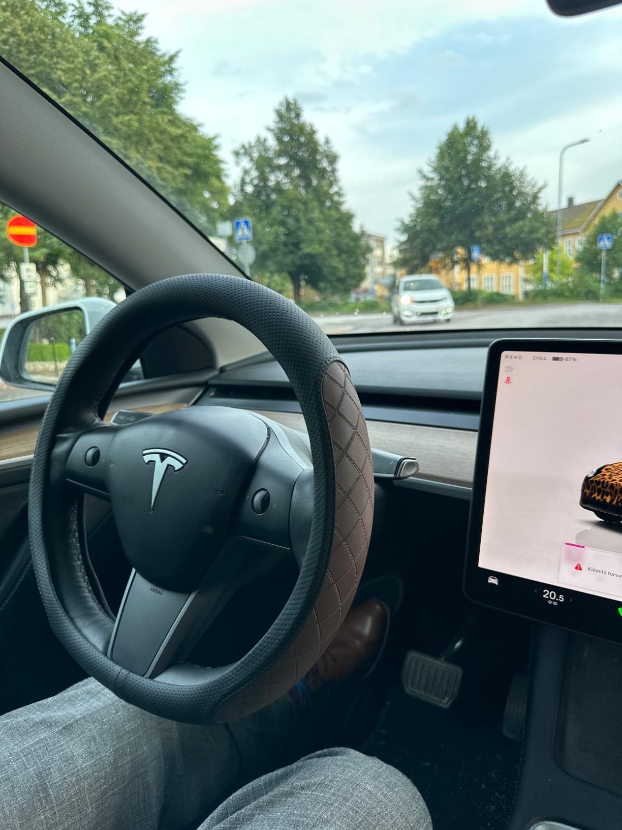 Tesla Model Y & Model 3 Nappa Leather Steering Cover – Non-Slip (2017–2026)