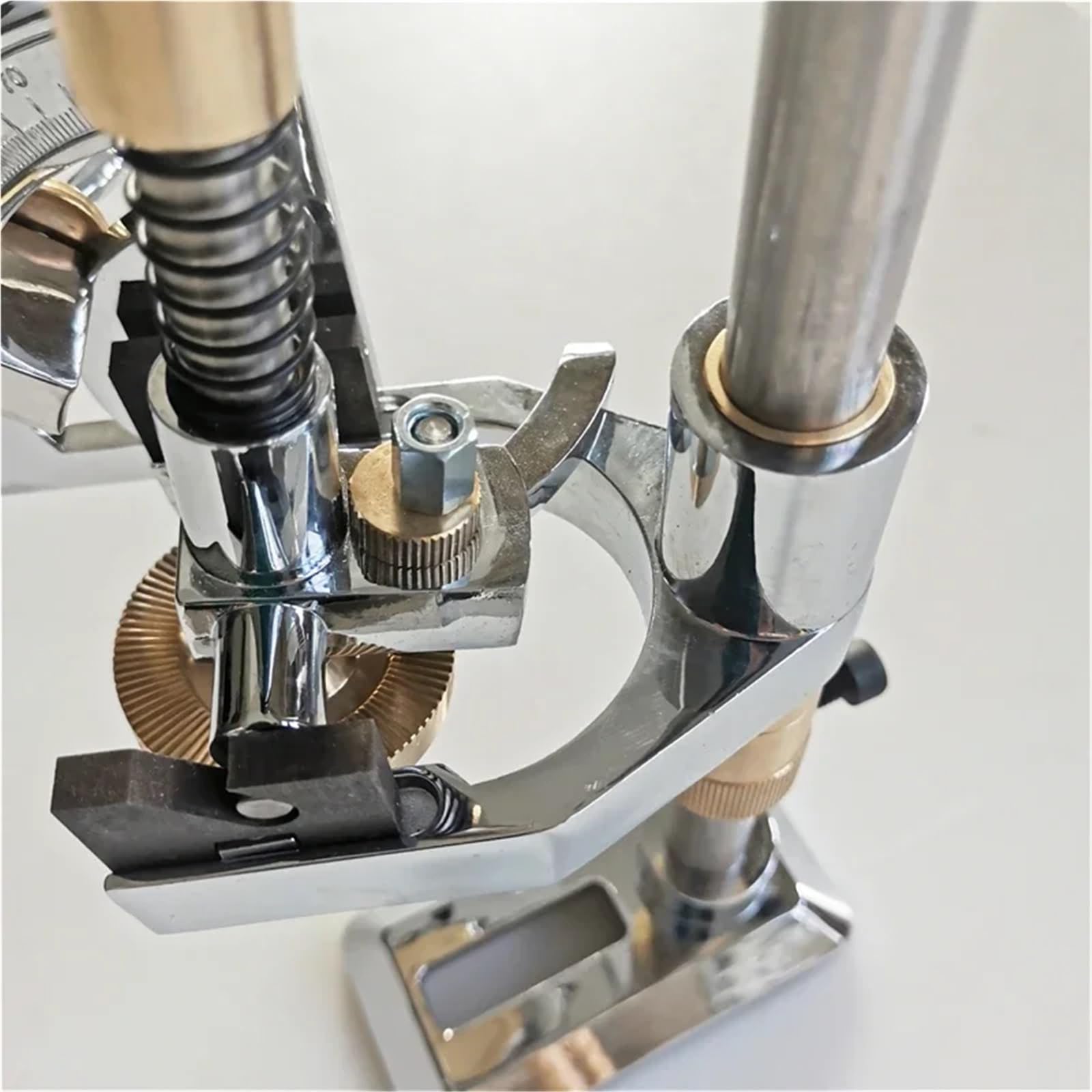 Szlifierka kątowa do polerowania kamieni szlachetnych, manipulator miedziany, regulacja wysokości, szlifowanie jadeitu z podziałką Kompaktowy, przenośny(64-scale robotic arm)