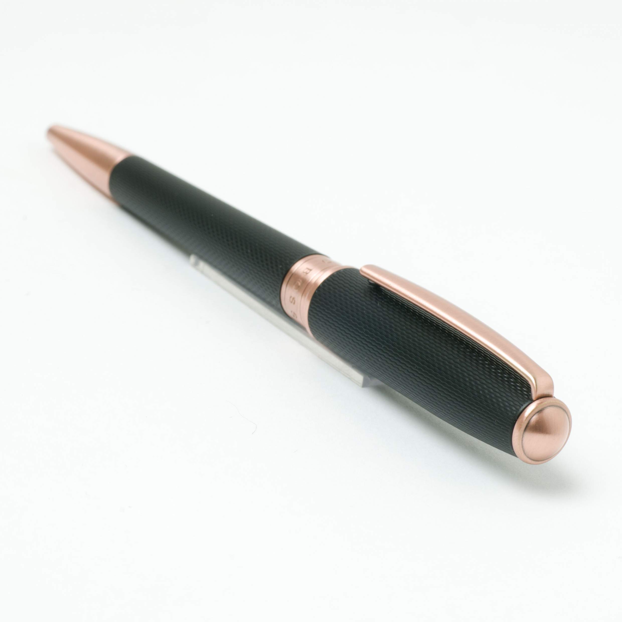 HUGO BOSS ボールペン HSV3064A HUGO BOSS ESSENTIAL BALLPOINT PEN – BLACK : Amazon.in: Office Products