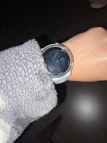 Review Image by Rocio Orquin