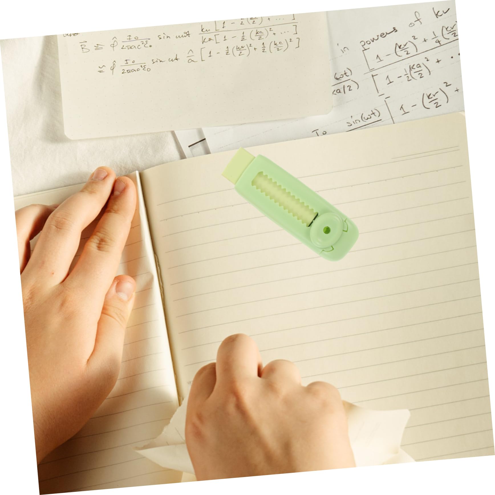 Uonlytech 32pièces Gommes Rétractables Colorées Erasers Portables Pour Étudiants Fournitures Scolaires Pratiques Pour Examens Et Tests