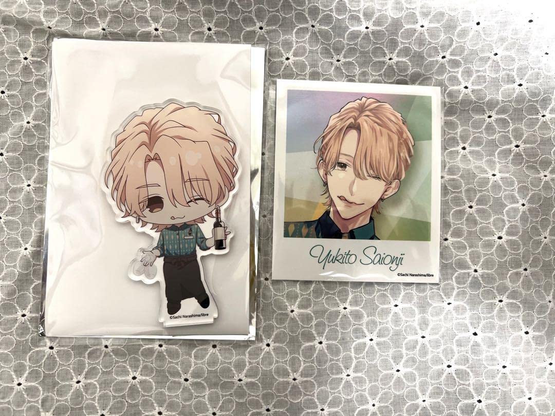 コスメティック・プレイラバー　DVD BOX アクリルスタンド Amazon.co.jp: コスメティックプレイラバー ビターネスプレイ