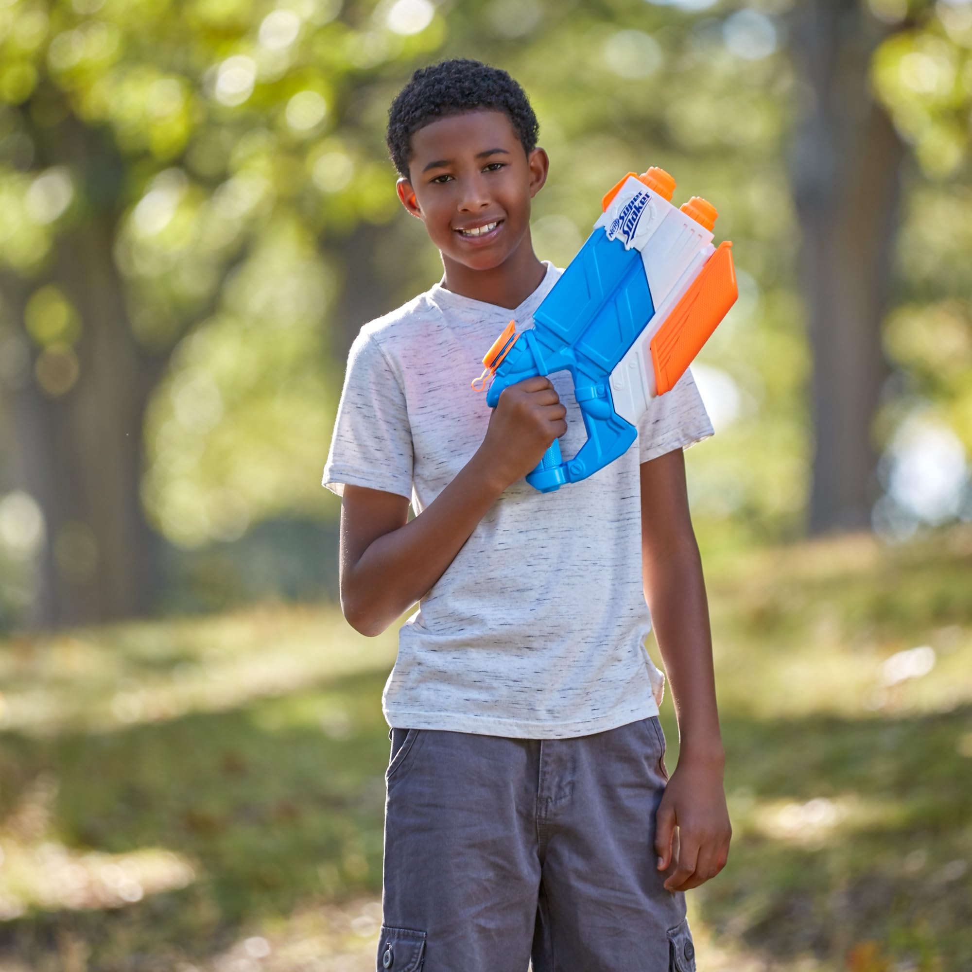 Nerf Super Soaker - Blaster à pompe Twin Tide - Blaster à Eau Puissant pour s'amuser, la pour la compétition et le Jeu de Rôle - Jeux d'Eau Enfant Idée Cadeaux pour Garçons et Filles dès 6 Ans