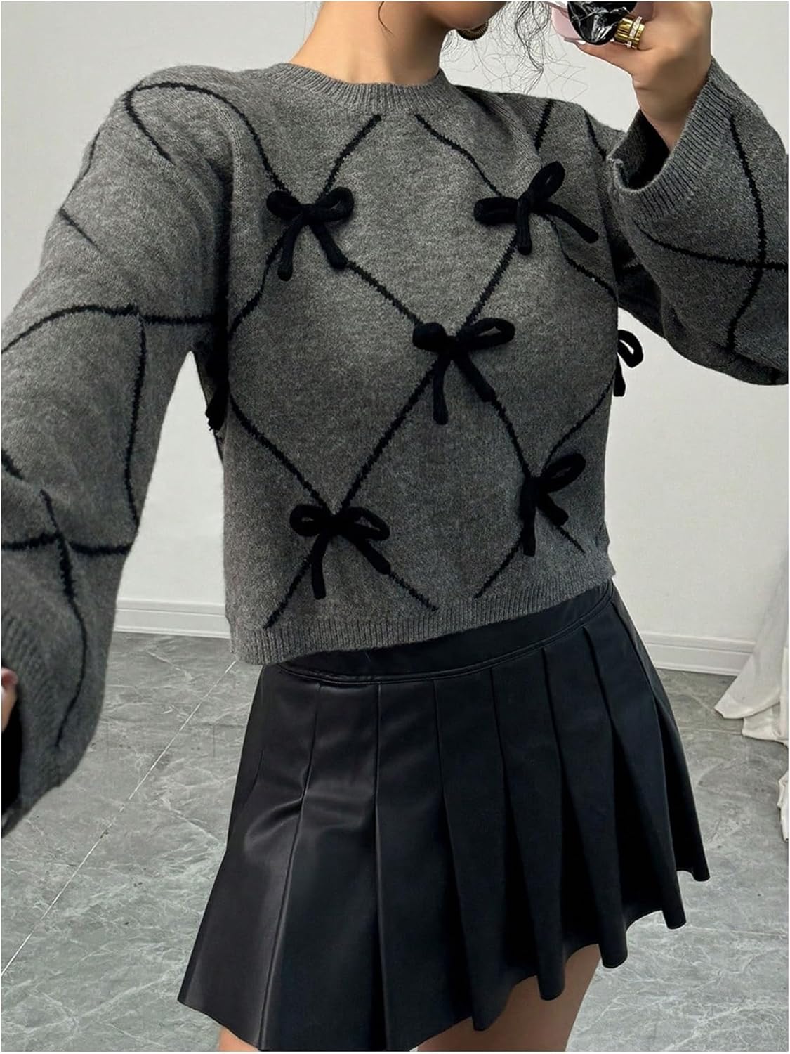 Verdusa Women's Bow Sweaters Long Sleeve Mock Neck Pullover Vintage Y2k Cropped Knit Tops - Image 3