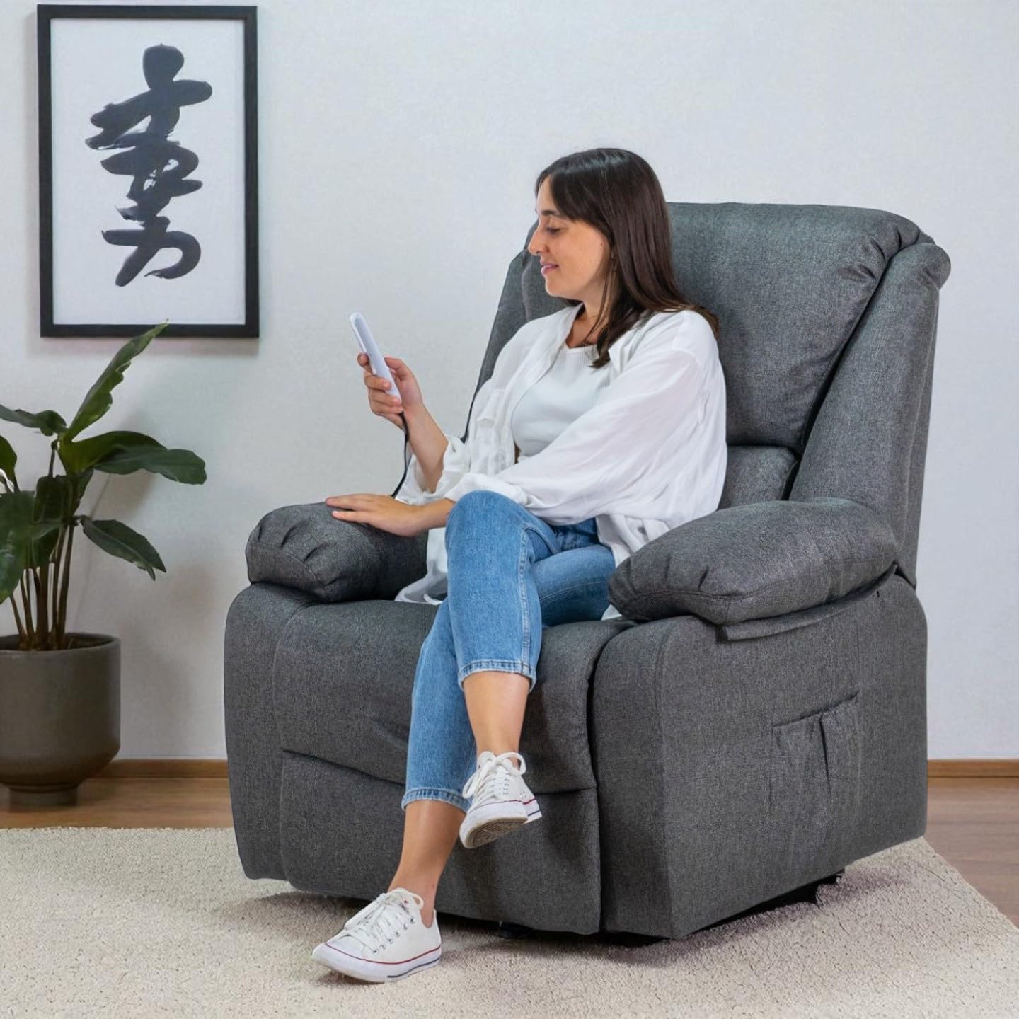 ECODE Poltrona Relax Alzapersona Elettrica Massaggiante, Reclinabile e Riscaldante con Poggiapiedi – Offerta Poltrona-Letto Per Anziani da Interno, Soggiorno o Salotto con Vibro Motori (Grigio)