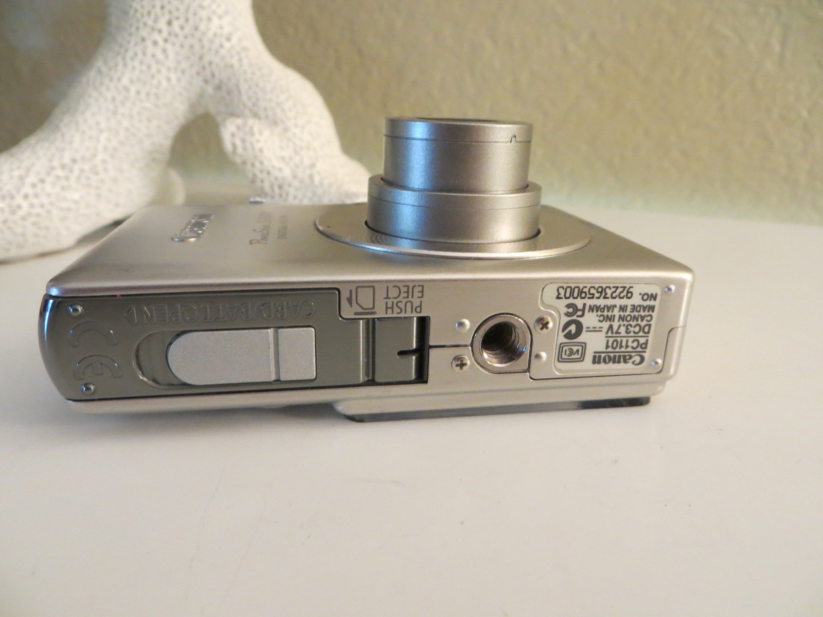 Amazon.com : Canon Powershot SD300 4MP Digital Elph Camera