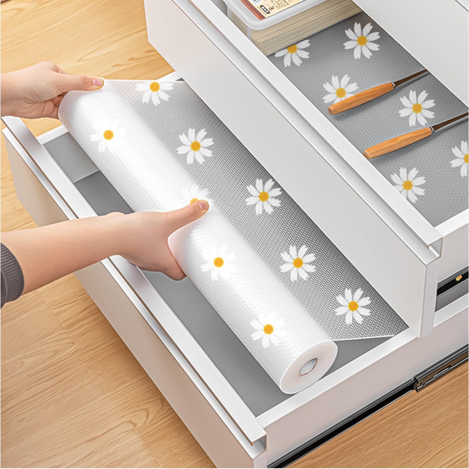 Schubladenmatte Anti Rutsch Matte Küchenschrank 45 x 500 cm, EVA Nicht Klebende Wasserdichte Schubladenauskleidung Gänseblümchen Muster, Einlegematten für Schubladen, Regal, Schrank, Kühlschrank Küche, Haushalt & Wohnen