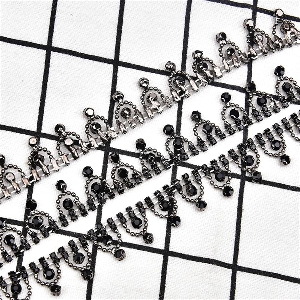 Chaîne à strass noirs avec perles et pampilles de 1 mètre pour customiser vos vêtements
