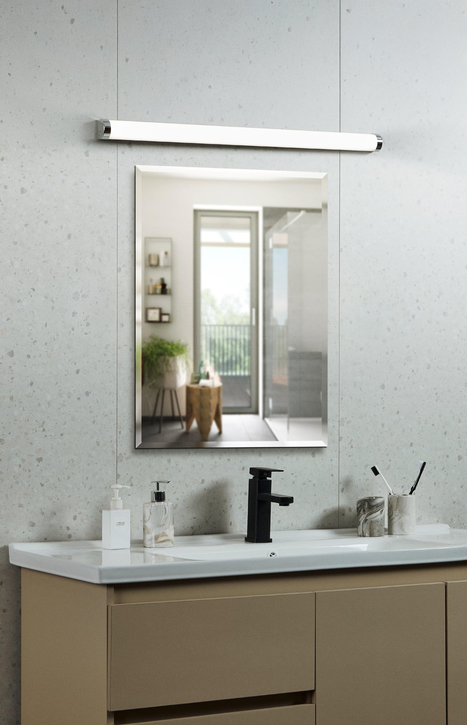 Eglo Luminaire salle de bain LED Tragacete 1, applique murale IP44 60 cm blanc neutre