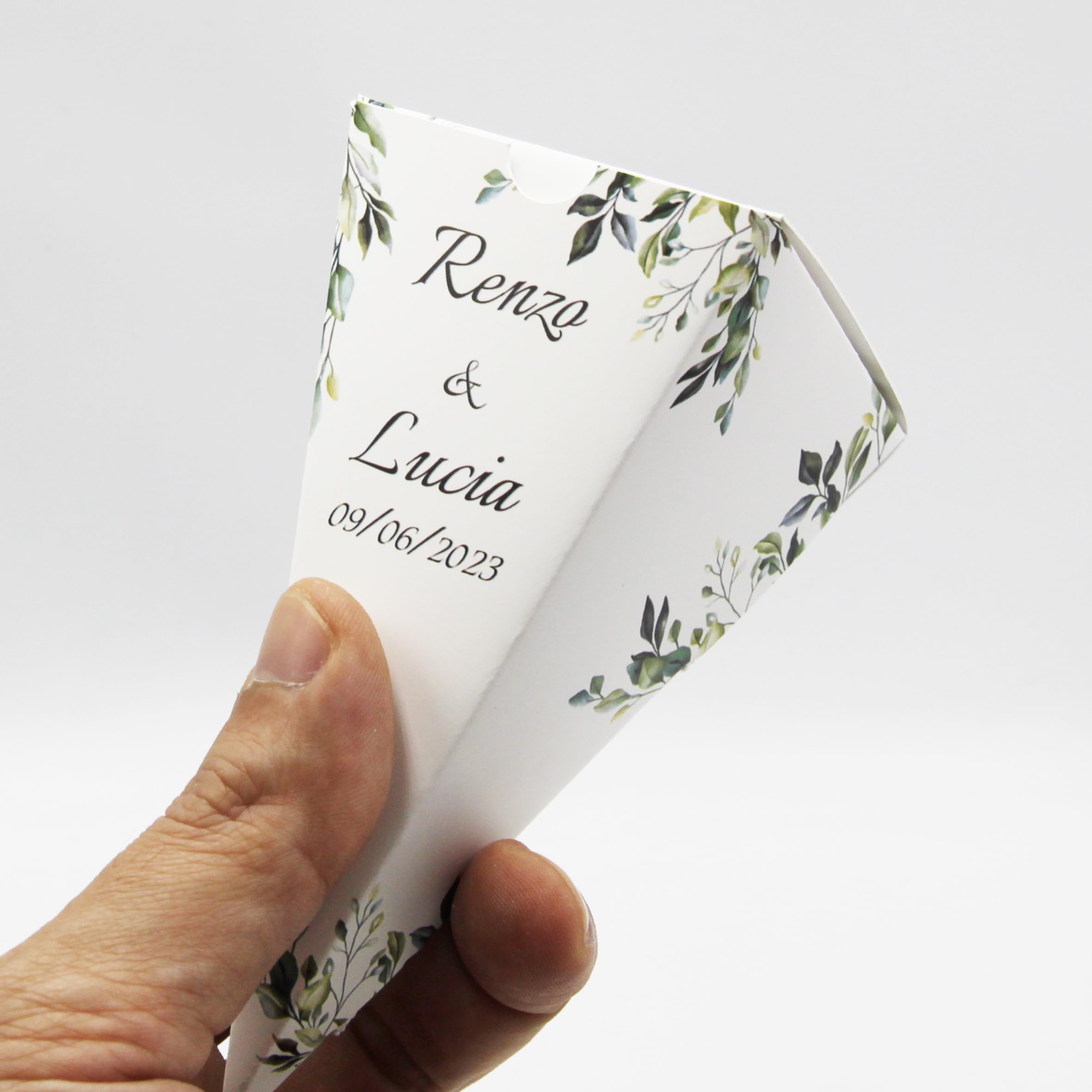 Pz 24 Cono Portariso Matrimonio Personalizzato, Cono Portariso Chiuso Matrimonio Personalizzato, Personalizza e seleziona la quantità desiderata. (Matrimonio Mod.1)