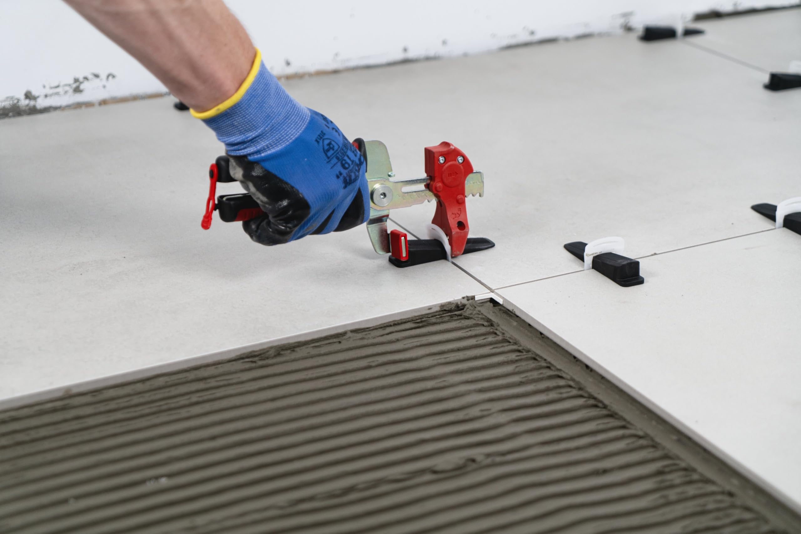RUBI | Bride de Nivellement pour Carreaux | Bride de 2 mm pour Carreaux de 3 à 12 mm | Pour les formats de 30 x 30 cm | 400 unités | DELTA LEVEL SYSTEM Système de Nivellement