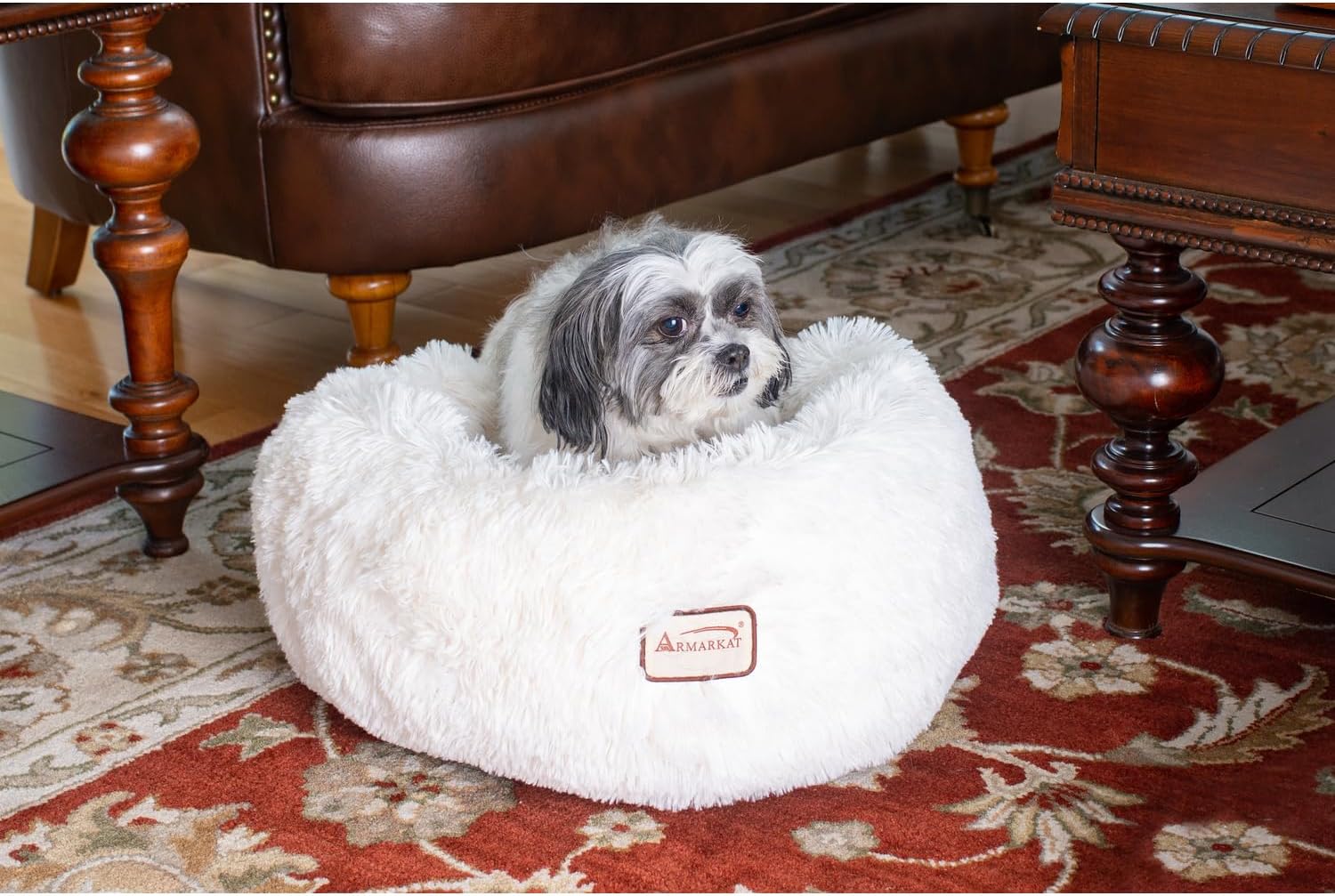 HomeStock Plush Pet Bed - Ultra Soft Cuddler for Cats & Small Dogs - Skid-Free & Washable - 22x22x8