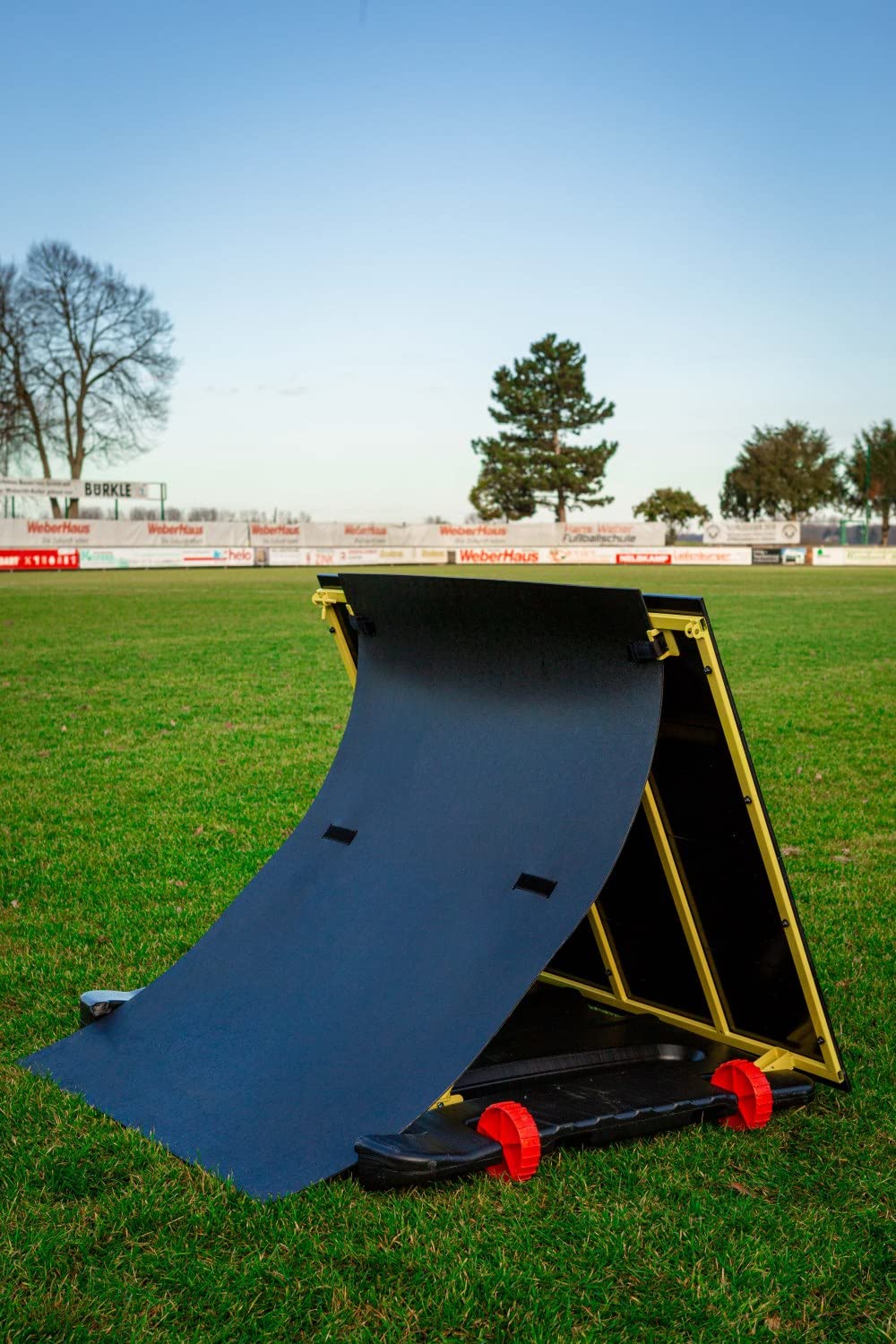 POWERSHOT Parete di Rimbalzo con ringhiera Curva Opzionale (Bounce Board con rampa Curva)