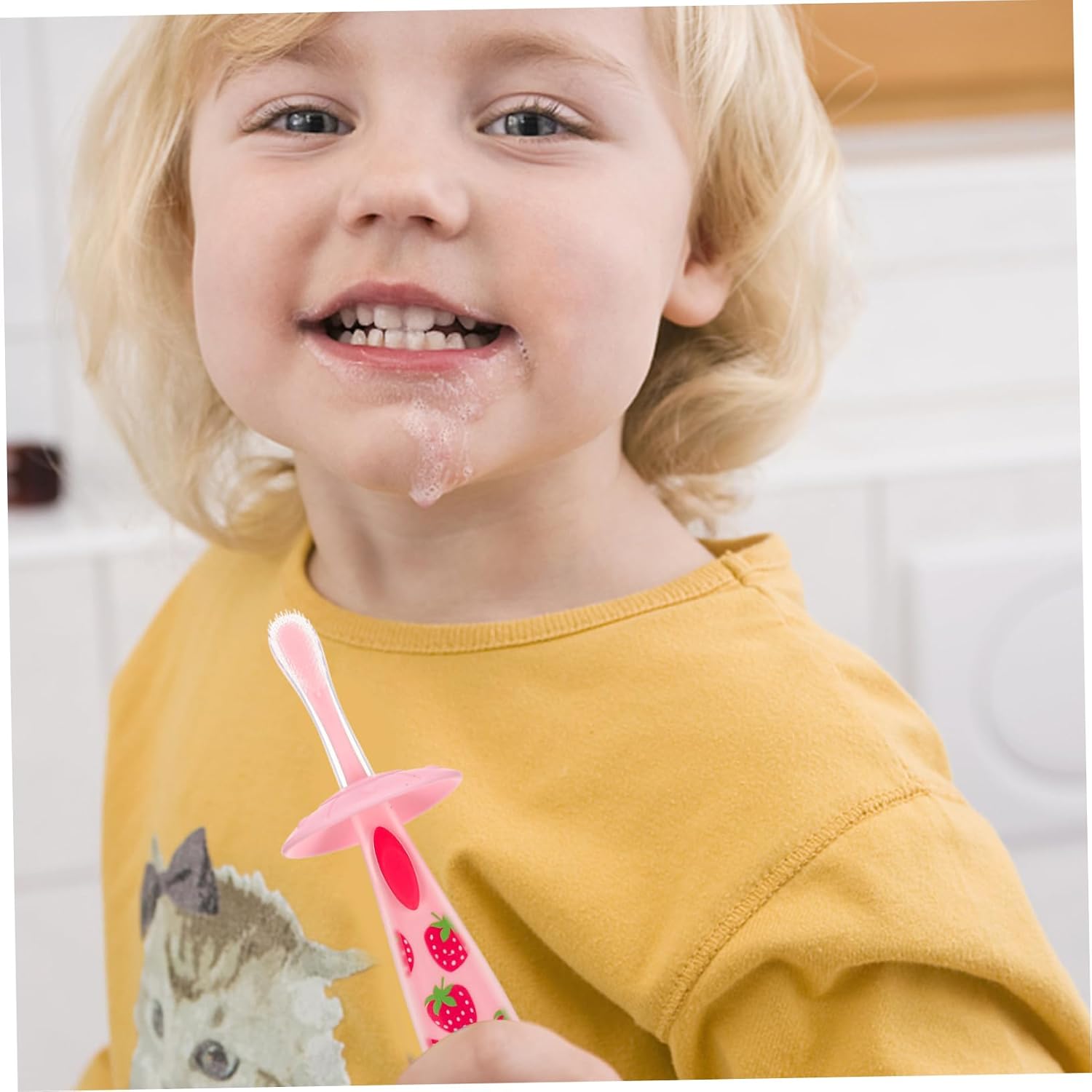 Ipetboom Portable Boy Girl Toothbrush Bristles Convenient Boy Girl Tooth Cleaner for Home and Travel Use Lovely Design for Comfortable to Hold Bright Colors to Encourage Brushing Safe and