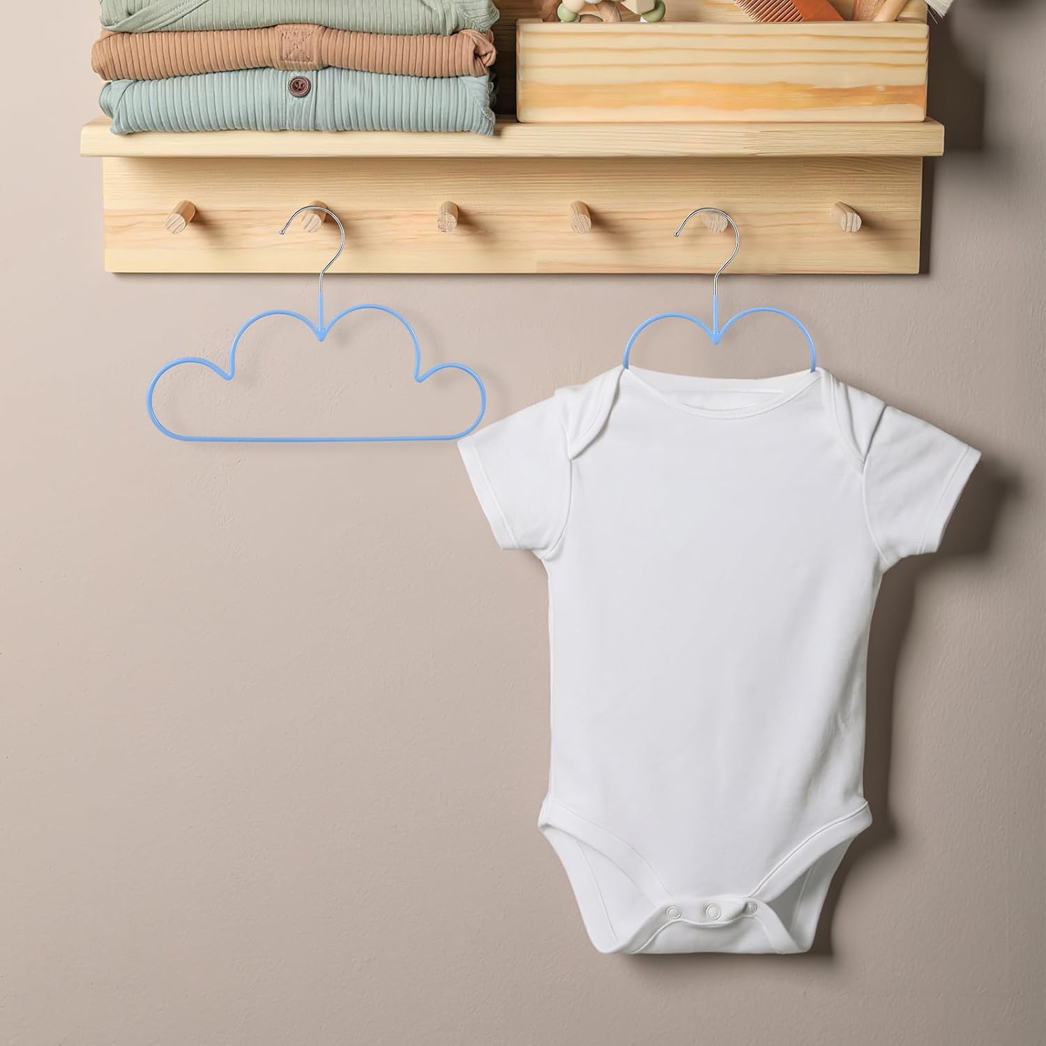 5 Piece Cloud Shaped Baby Clothes Hangers for Dresses 30x19cm