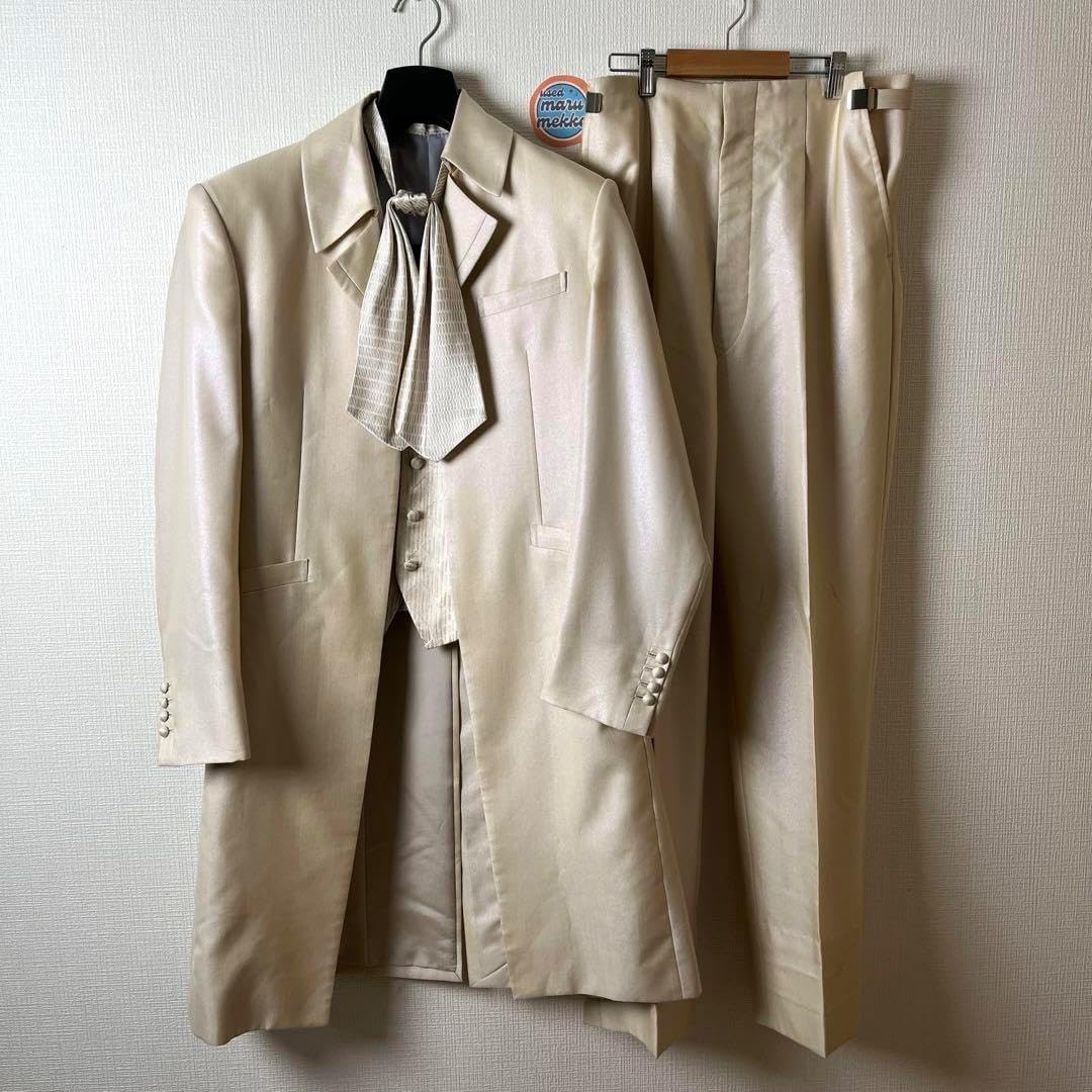 LUTENS 新郎 タキシードセット　ゴールド美品 LUTENS 新郎 タキシードセット ゴールド美品 【公式通販】