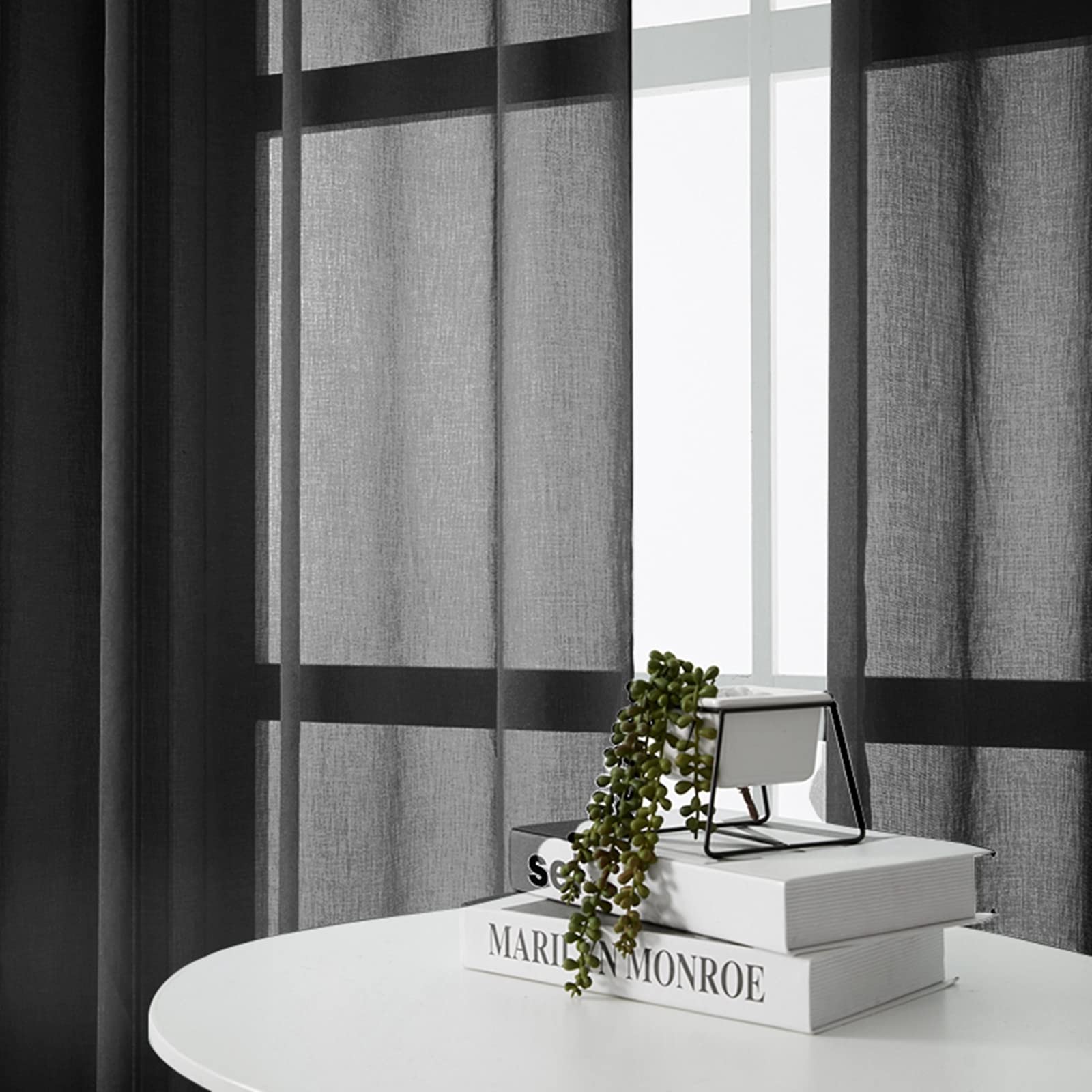 2 Panneaux Rideaux Voilages Noir 102x183CM, Rideau Transparents Salon à Oeillets Décorations d'intérieur de Fenêtre Rideaux Cuisine Balcon Baie Vitrée