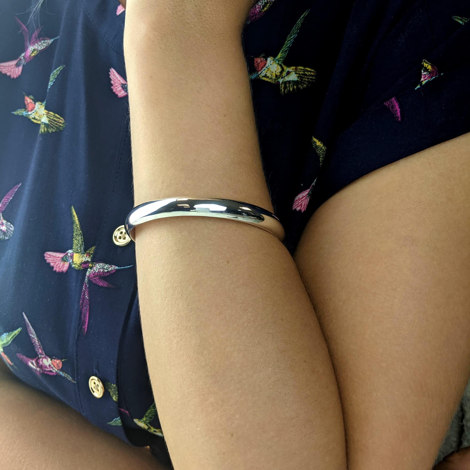 Silverly Brazalete Cerrado Grueso de Plata de Ley 925 de 12mm con Diseño en Forma de D | Pulsera Clásica Sencilla de Plata para Mujer | Brazaletes Anchos Apilables sin Cordones