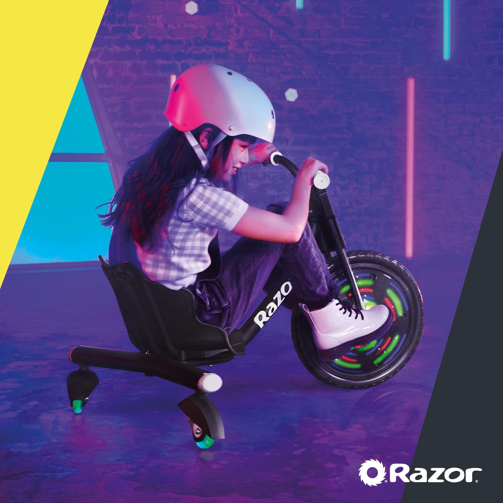 Razor RipRider 360 Lightshow -Trike mit hinteren Rollen und mit bewegungsaktivierten mehrfarbigen Lichtern, Drifting Ride auf 3 Rädern - für Kinder ab 5 Jahren
