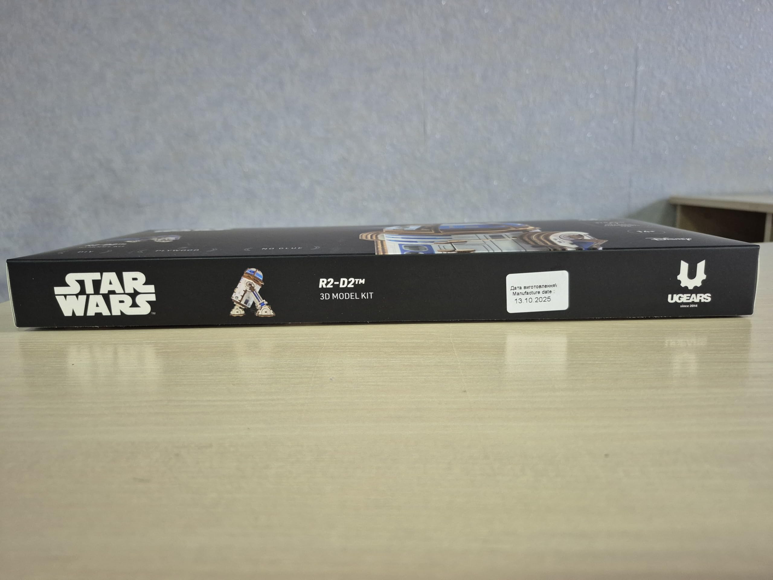 UGEARS Star Wars ™ R2-D2 ™ - Puzzle 3D, maquetas para Construir Adultos, Kit Manualidades Adultos, maquetas para Montar, Puzzle Madera, modelismo, Figuras Star Wars, r2d2 La Guerra de Las Galaxias