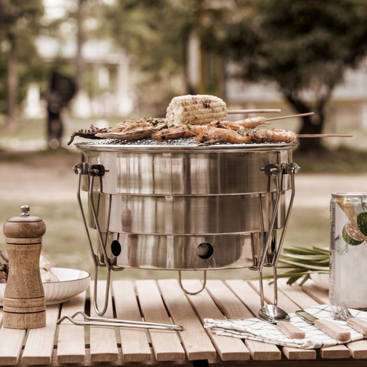 Przenośna maszyna do grillowania ze stali nierdzewnej – zewnętrzna kuchenka do grillowania do idealnego grillowania – kompaktowy i łatwy do czyszczenia sprzęt do grillowania