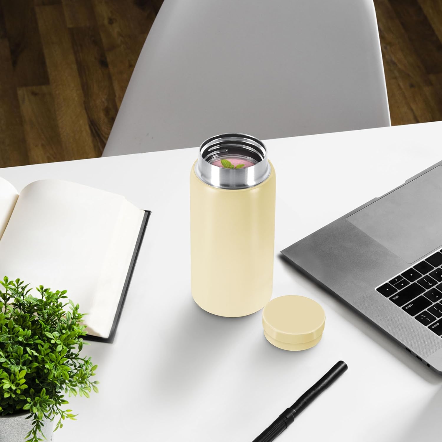 Milton Minimate 200 Thermosteel Insulated Water Bottle, 190 ml, Ivory | Hot and Cold | Leak Proof | Office Bottle | Sports | Home | Kitchen | Travel | Easy to Carry | Rust Proof