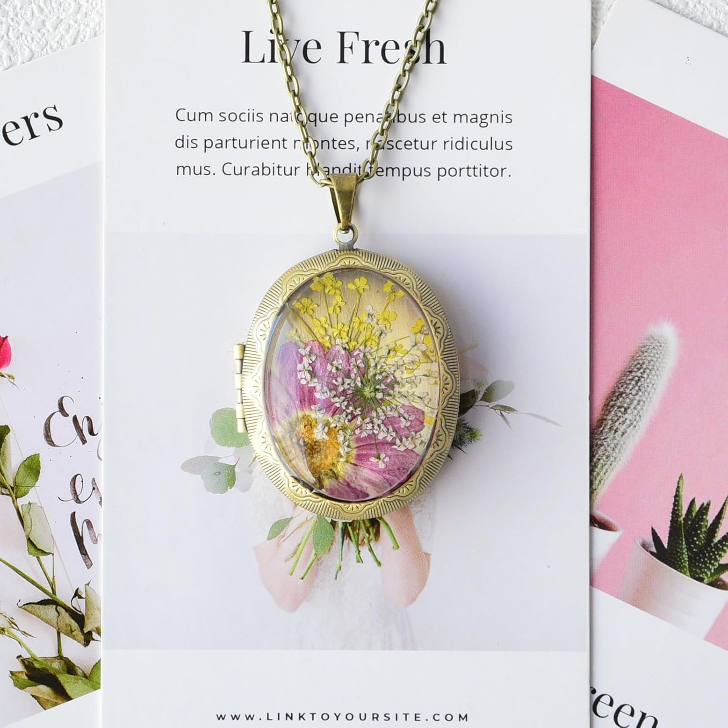 Vintage Photo Locket Necklace Handmade Pressed Flower Locket Necklace for Women - Image 2