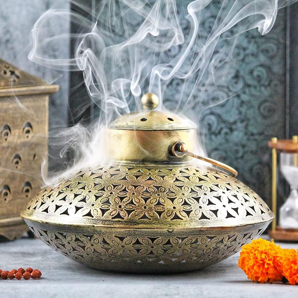 Interio Crafts Interiocrafts Cast Iron Degchi Style Holder For Dhoop, Incense Stick, Cone And Sambrani Cup-Pack Of 1