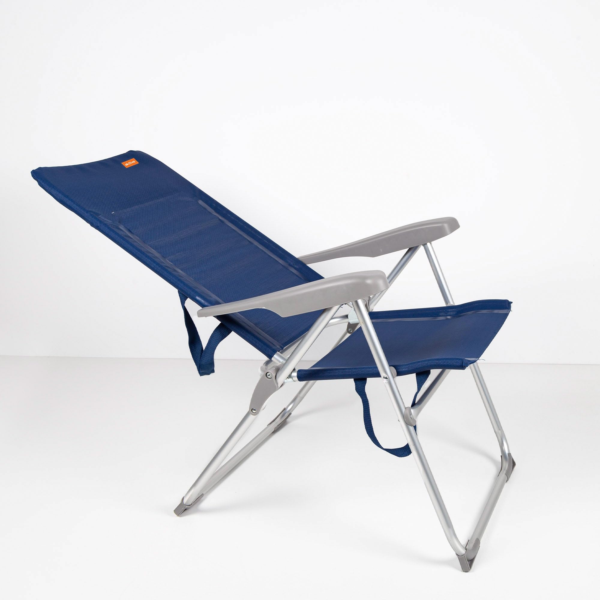 AKTIVE 62662 - Chaise de Plage Pliante Slim Inclinable Bleu Marine, 6 Positions, Dimensions 47X66X107cm, Matière : Aluminium, Robuste, Poids Maximum Supporté 110 kg