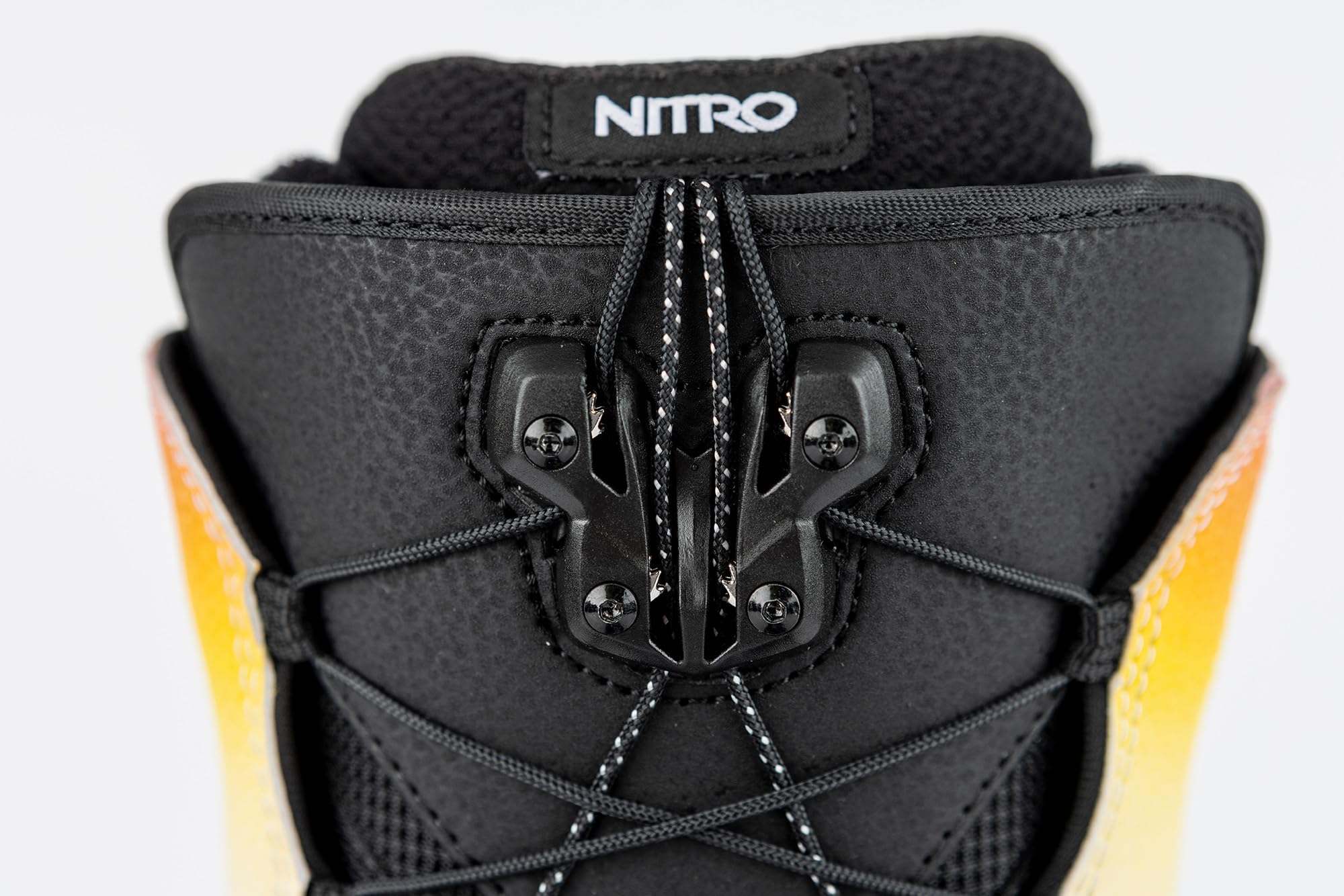 Nitro Snowboards Men's Venture TLS '23 All Mountian Freeride Freestyle Quick Lacing System Boat Snowboard Boat