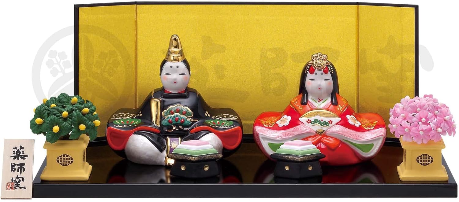 リュウコドウ (龍虎堂) ぽてりひな５人 木製台飾りセット リュウコドウ (龍虎堂) ぽてりひな5人 木製台飾りセット/Y23661-I1 ぽ