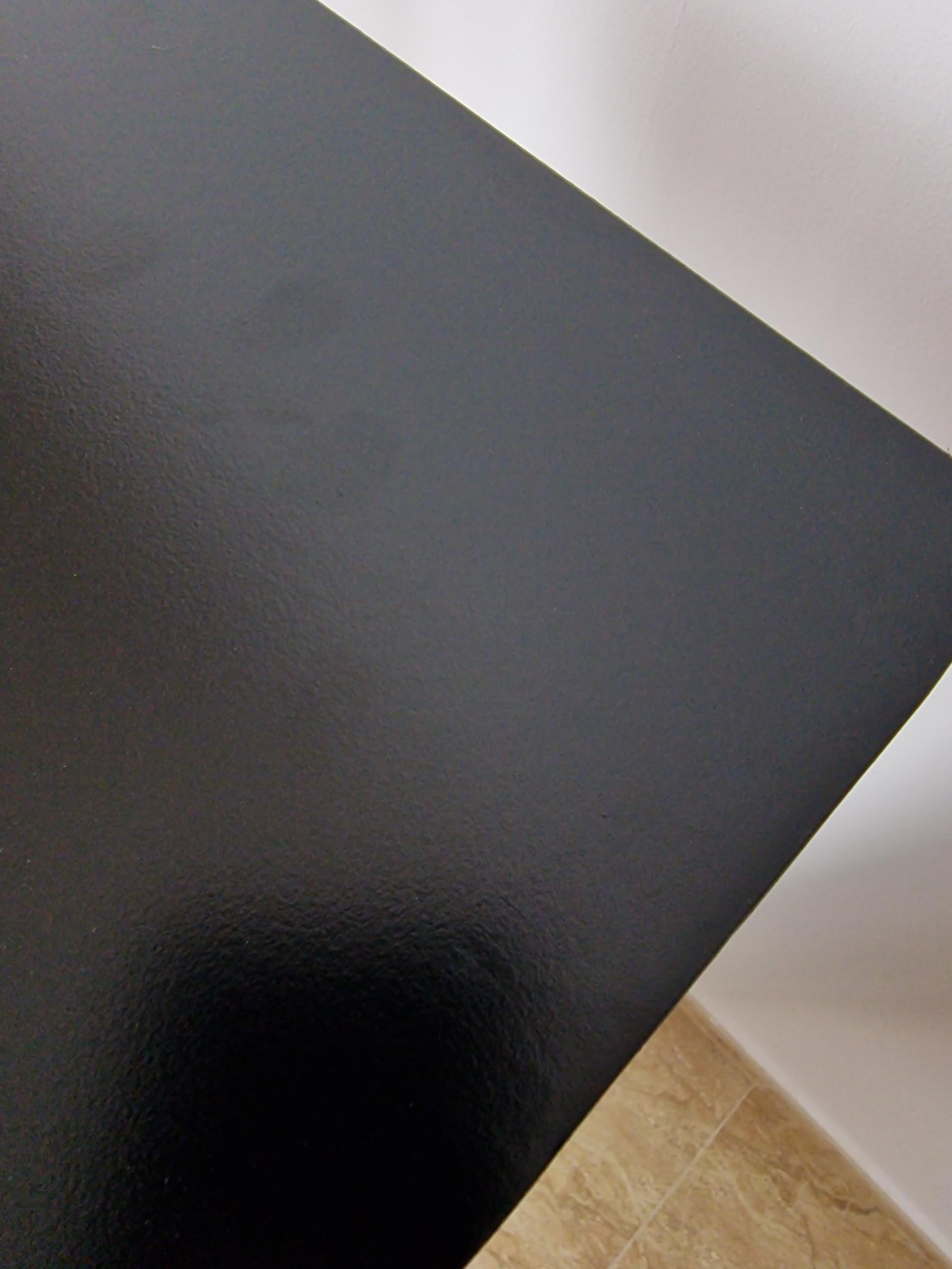 Genérico Pedestal, peana metálica, artesanal 100x23x23 para interior y exterior. Soporte alto, estante. Resistente y estable. Funcional. Color negro