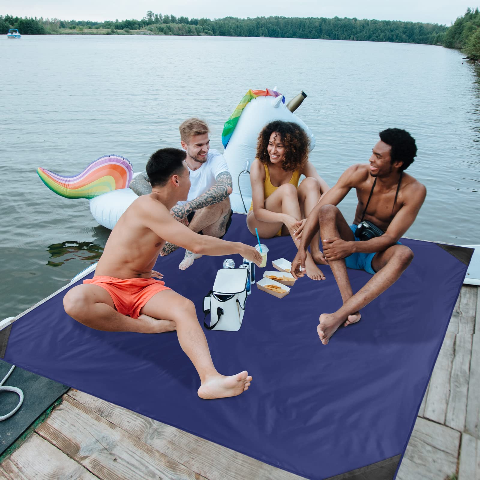 Odoland Tapis de Plage, Couverture de Plage en Nano, Imperméable Leséclaboussures, Tapis de Pique-Nique Anti Sable, 160 * 180cm, Portable Léger pour Camping, Picnic, Voyage ect (Bleu Foncé)