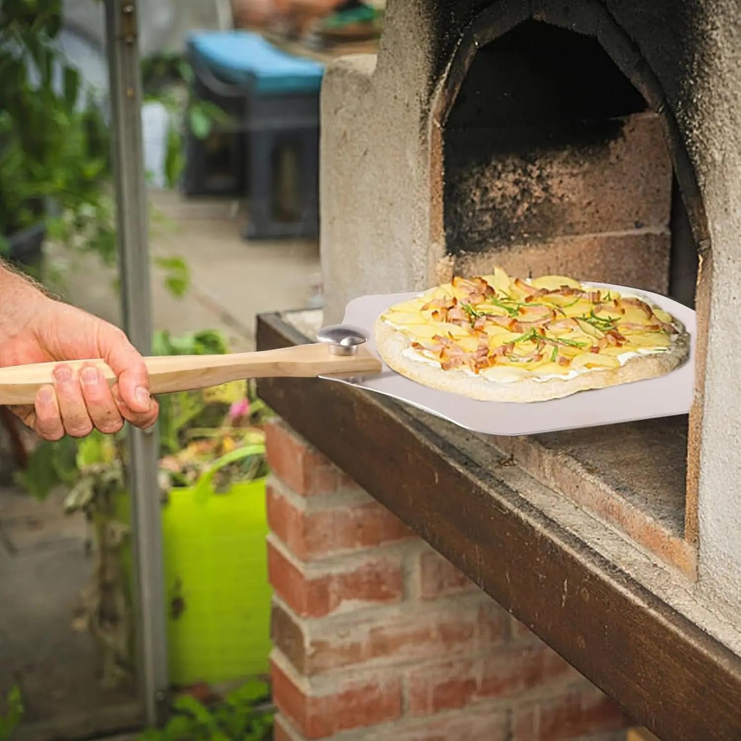 Pala Per Pizza Pala for pizza in alluminio con manico in legno pieghevole, antiaderente, for forno, for dolci, for cuocere il pane fatto in casa(No Holes)