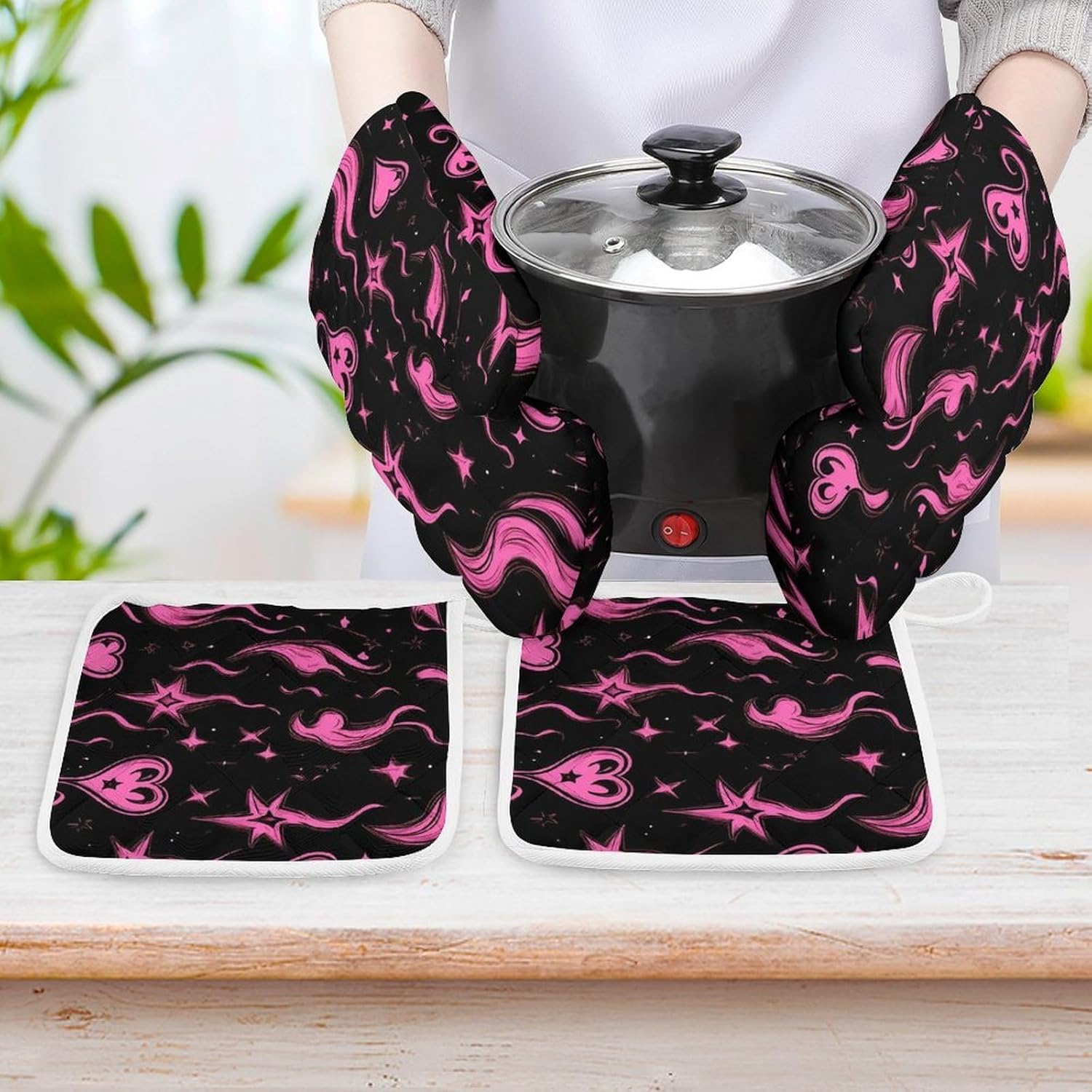 Y2K Flames Hearts Stars Oven Mitts and Pot Holders 4Pcs Set Heat Resistant Cooking Mitts Hot Pads