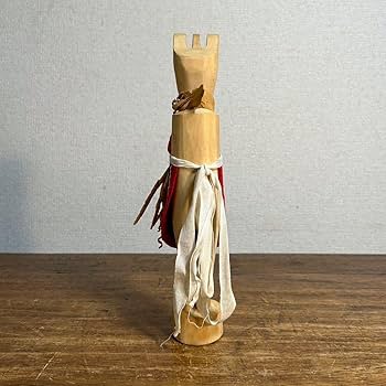 Amazon.co.jp: セワポロロ ウイルタ 高さ26.8cm アイヌ 装身具