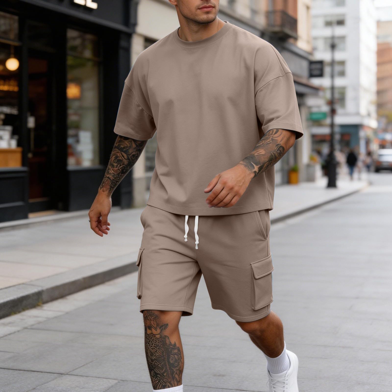 MJGkhiy Tuta Uomo Completa Estiva Corta,2 Pezzi Tute da Ginnastica T shirt Manica Corta +Pantaloncini Cargo Sportivi con Tasche Set Leggero Traspirante Streetwear per Trekking Jogging Palestra Fitness