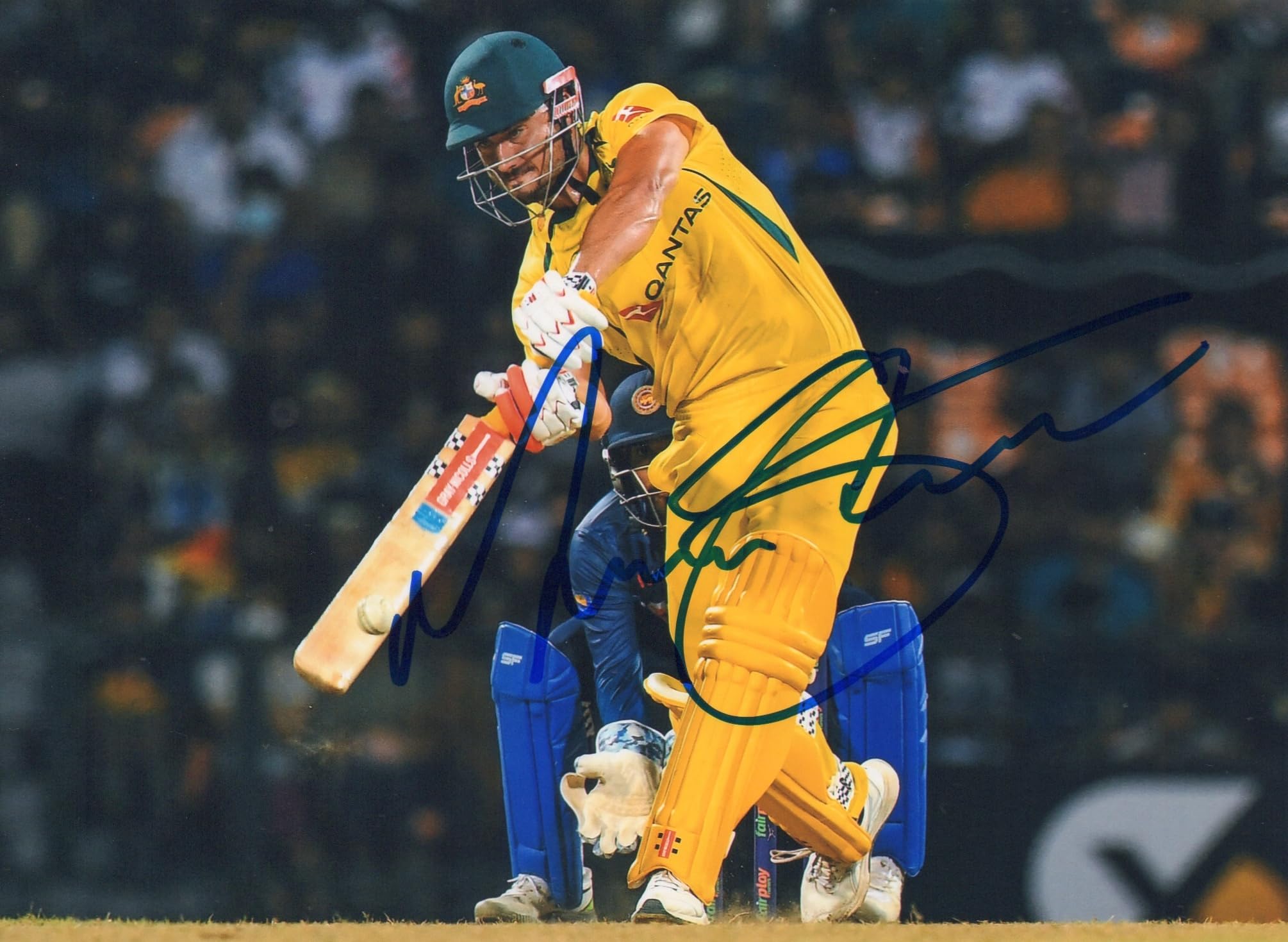 5x7 Inches Original Autographed Photo of Australian Cricketer Marcus Stoinis.-image-15