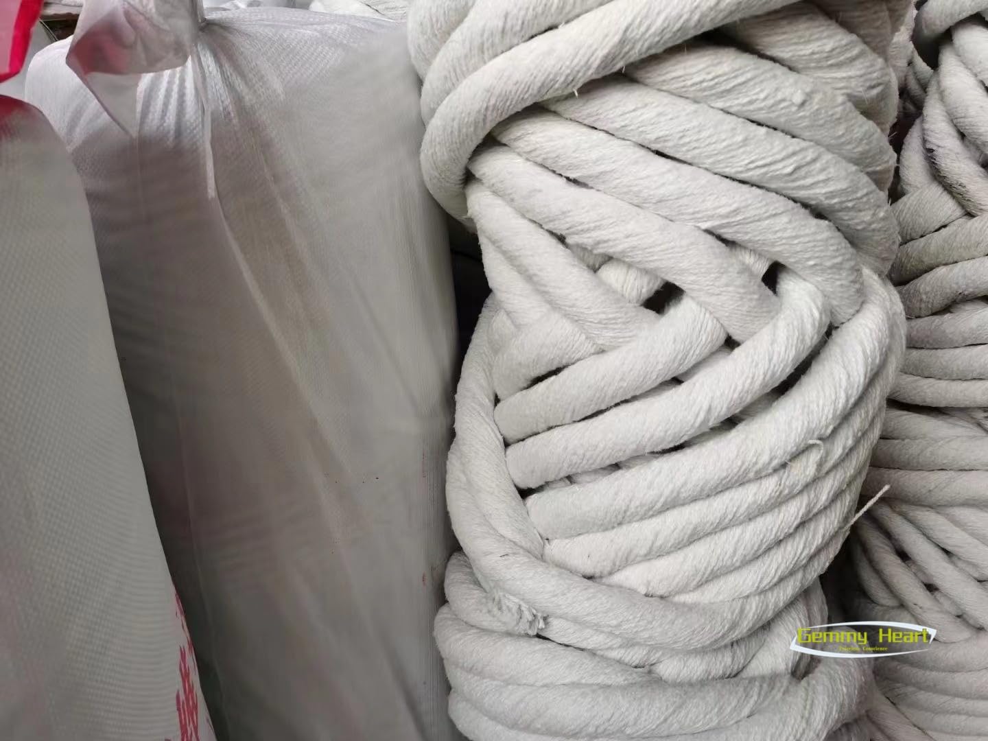 Nastro in fibra ceramica per confezionamento di pressacavi ad alta e bassa temperatura, isolamento ignifugo da 5 m, per sigillatura industriale e uso ad alta temperatura (46 mm x 46 mm)