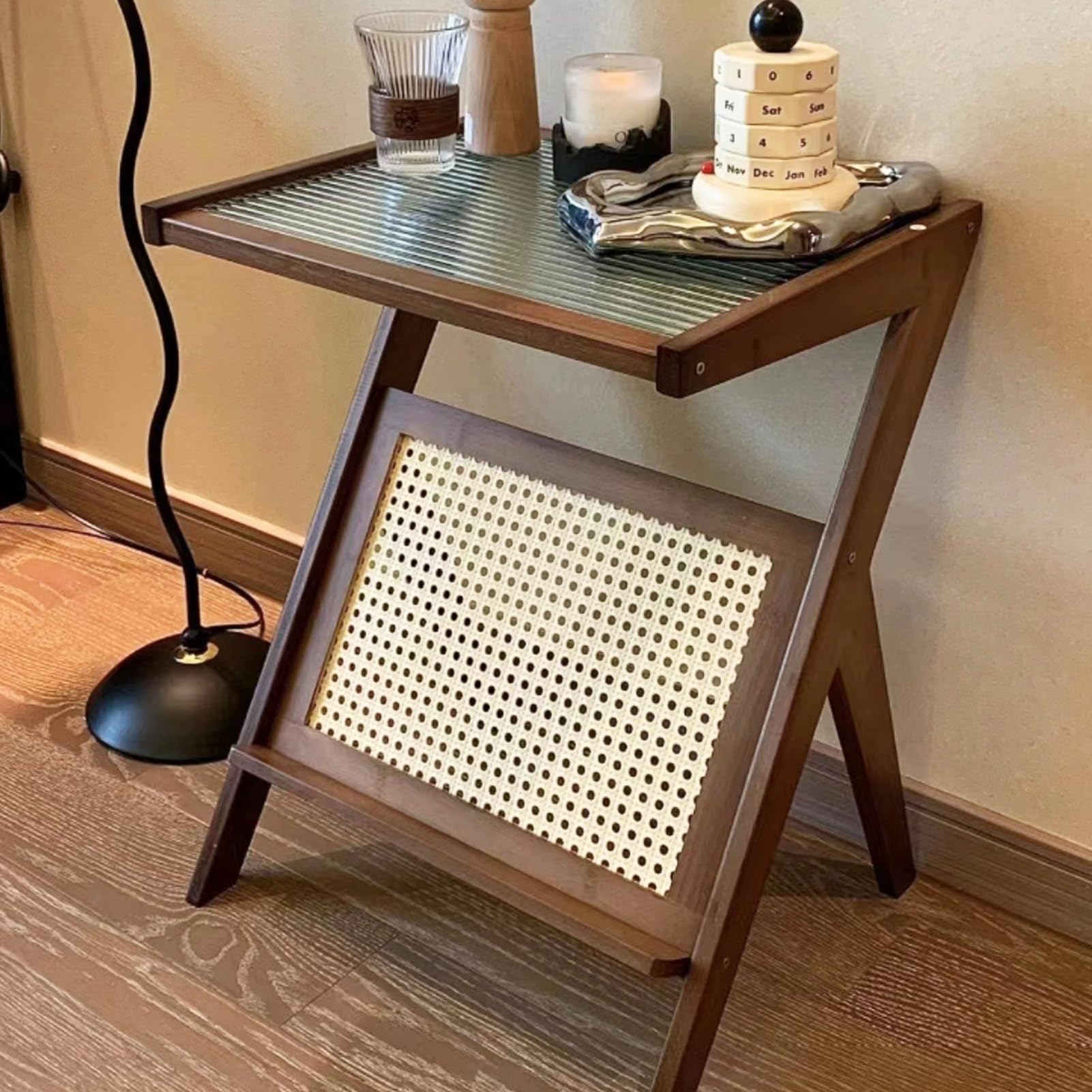 Amazon.com: Makamsui Rattan End Table with Book Magazine Rack, Z